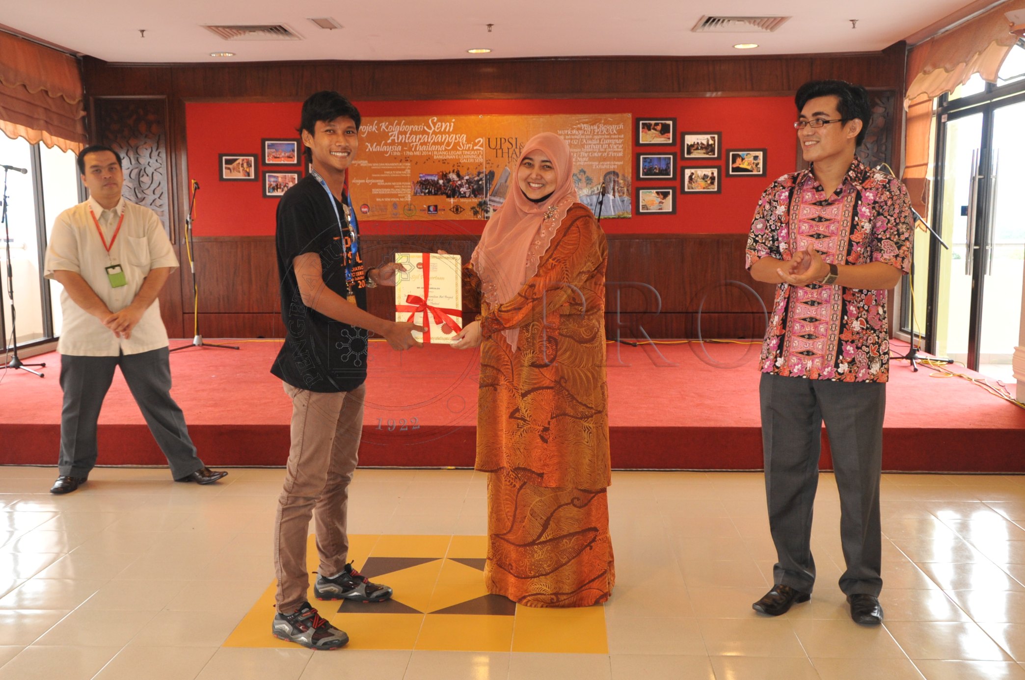 PRO 14 45 THAKSIN PRO 5826